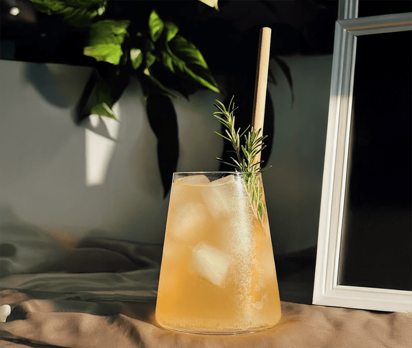Scobby Fizz Cocktail - Jaillance
